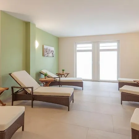 アパート Ostseebad, Sellin, Ruegen, Ferienwohnung, Villa Louisa *